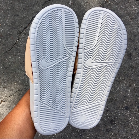 tan nike slides